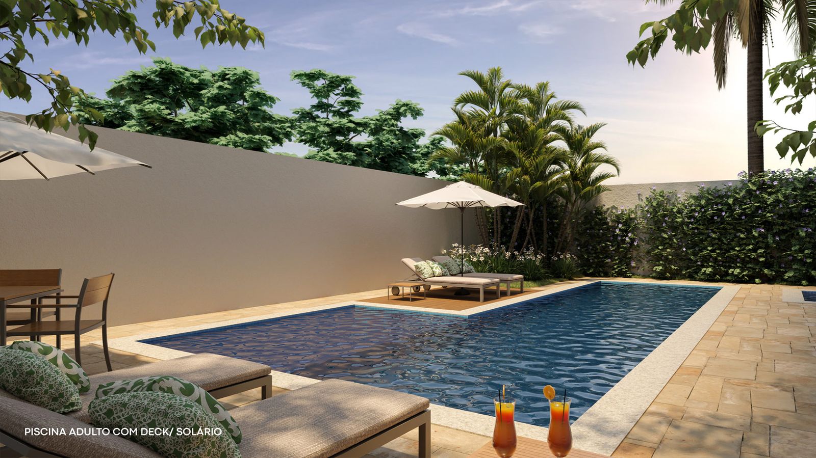 Piscina adulto com deck e solário